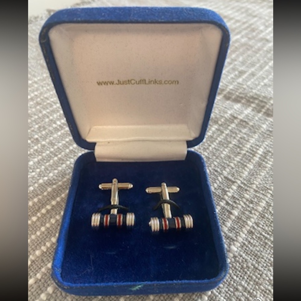 Blue Velvet Box Silver Cross Cuff Links